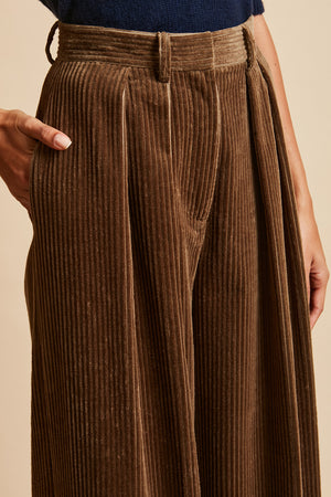 Pantalon large taille haute en velours côtelé à bandes larges détails - kaki
