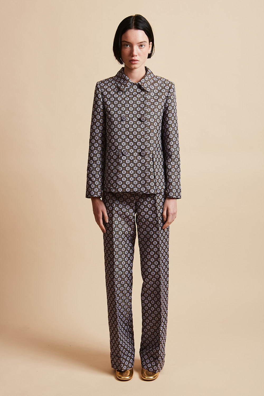Louis Vuitton Mini Monogram Silk Blend Tailored Shorts BLACK. Size 50