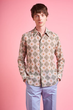 Straight-cut shirt in printed Swiss cotton voile