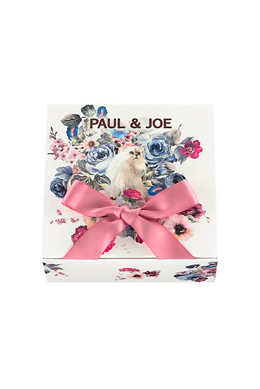 Gipsy gift box packaging