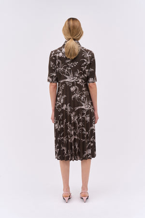 Flannel polo dress embroidered with floral and bird motifs