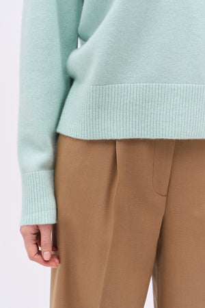 Oversized pullover with long sleeves in cashmere