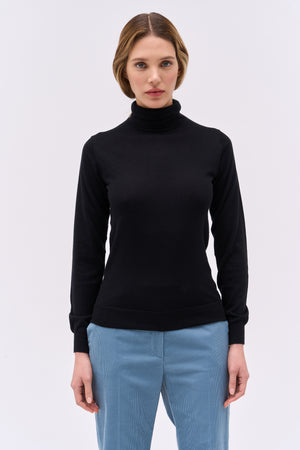 Cashmere turtleneck sweater