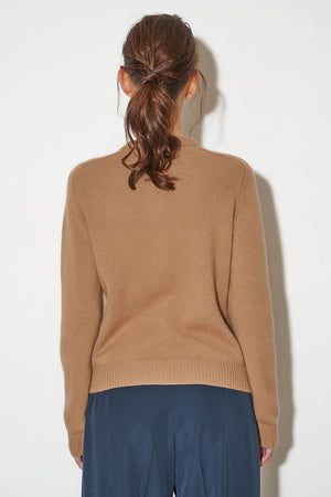 Straight-cut cashmere cardigan