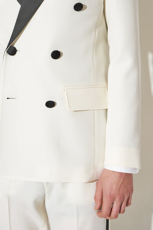 Straight cut tuxedo jacket