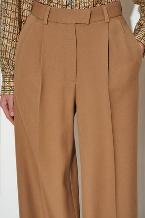 Pantalon en gabardine de laine vierge