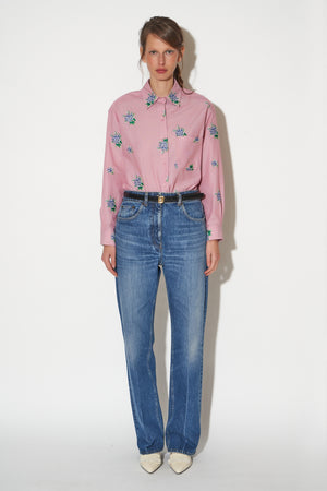 High-waisted straight cut jeans with a crease