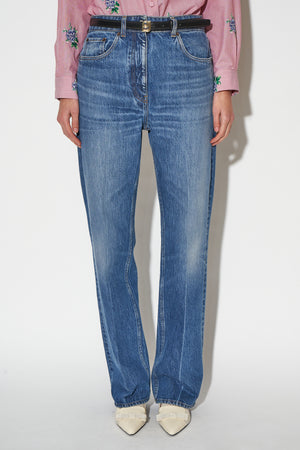 High-waisted straight cut jeans with a crease