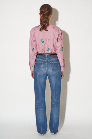 High-waisted straight cut jeans with a crease