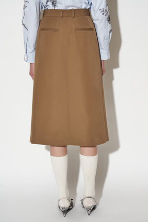 Straight-cut skirt with darts, side pockets and midi length wool powder grain