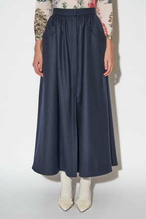 Midi length skirt in virgin wool