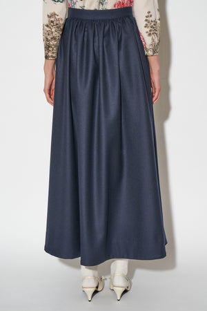 Midi length skirt in virgin wool