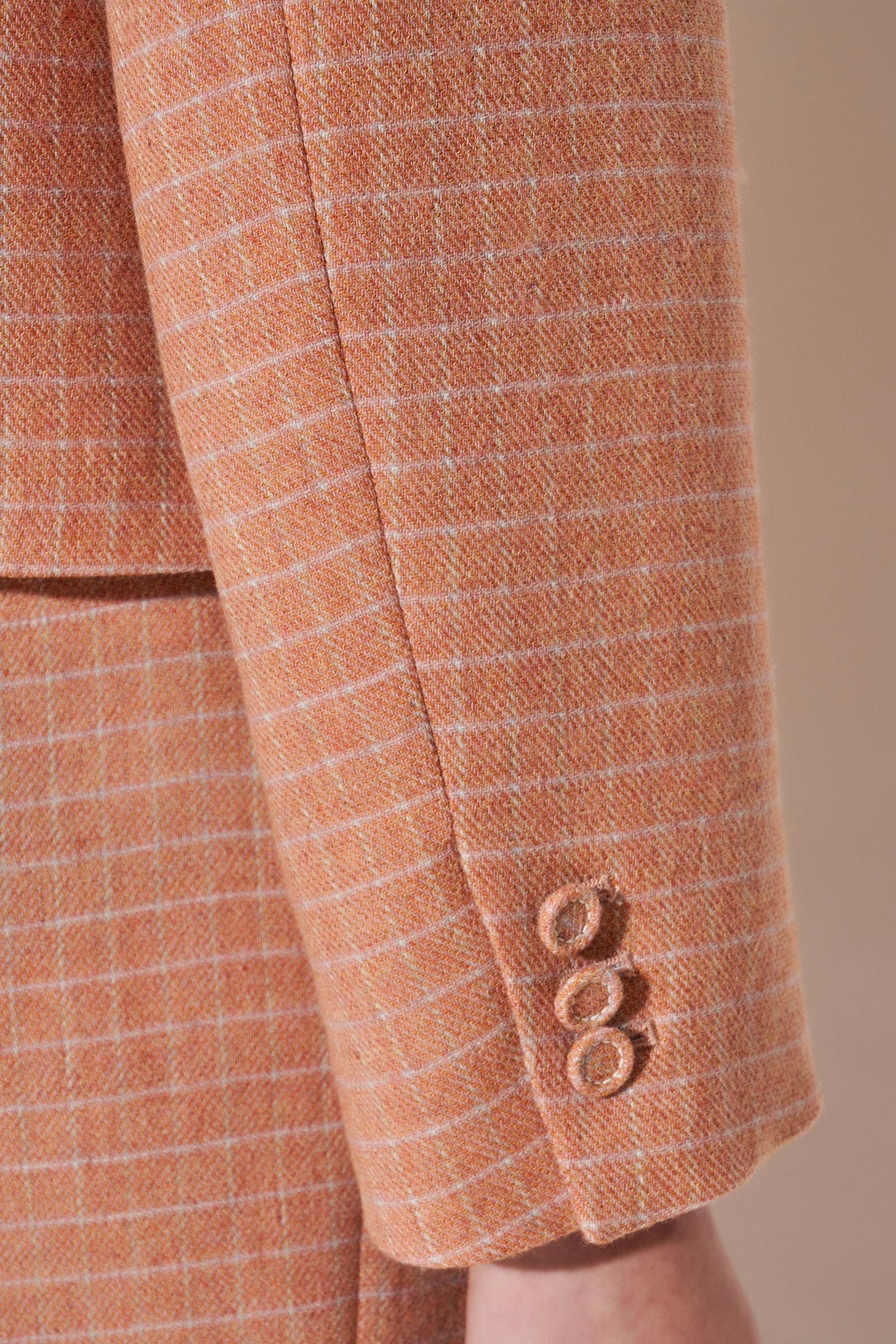 Short-cut plaid wool jacket