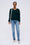 Jean à la coupe droite, taille haute