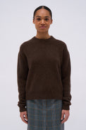 Long-sleeved cashmere sweater