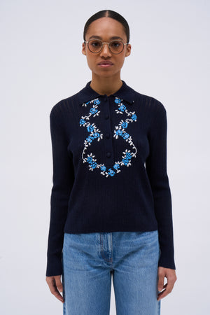 Pull coupe droite en laine mérinos brodé à la main