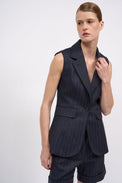 Veste en twill de laine rayé réalisée en collaboration avec Tilda Jonathan