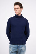 Pull en laine tricoté col roulé
