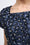 Robe courte entièrement brodée à la main