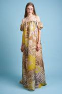 Loose and voluptuous long dress in silk gazar