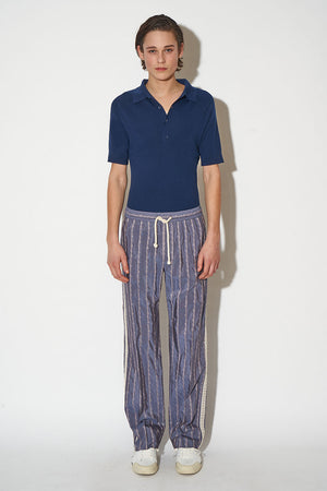 Straight-cut pants with guipure band