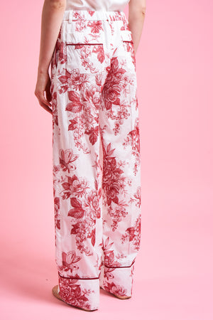 Relaxed fit pants with exclusive embroidery