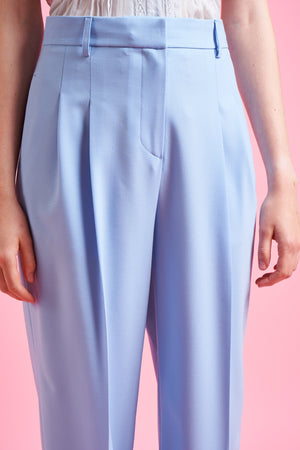 Pantalon ample en laine tropicale d'Italie close up - Bleu