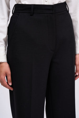 Straight cut pants in virgin wool