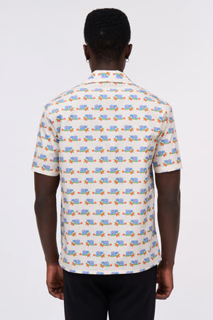 Short sleeve shirt with all-over print