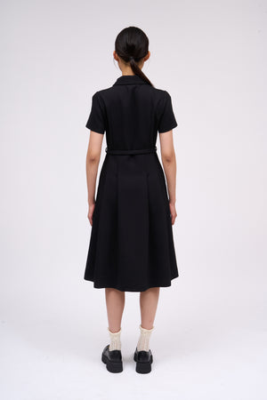 Knee-length dress with short sleeves in virgin wool