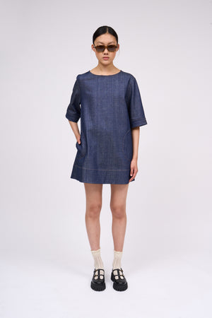 Robe courte forme tee shirt ample en denim