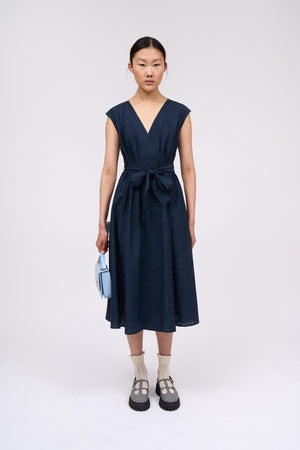 Fitted midi length sleeveless dress