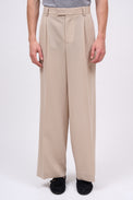 Pantalon loose à pinces en laine vierge