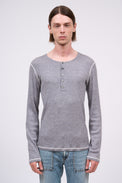 Fine wool long-sleeved sweater