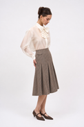 Jupe en laine à chevron Harris Tweed réalisée en collaboration avec Tilda Jonathan