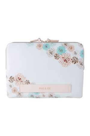 White laptop bag printed with chrysanthemums