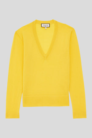 Pull en maille jersey en laine et cachemire packshot - Jaune