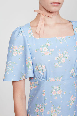 Robe en crepe évasée à l'imprimé floral zoom - Bleu